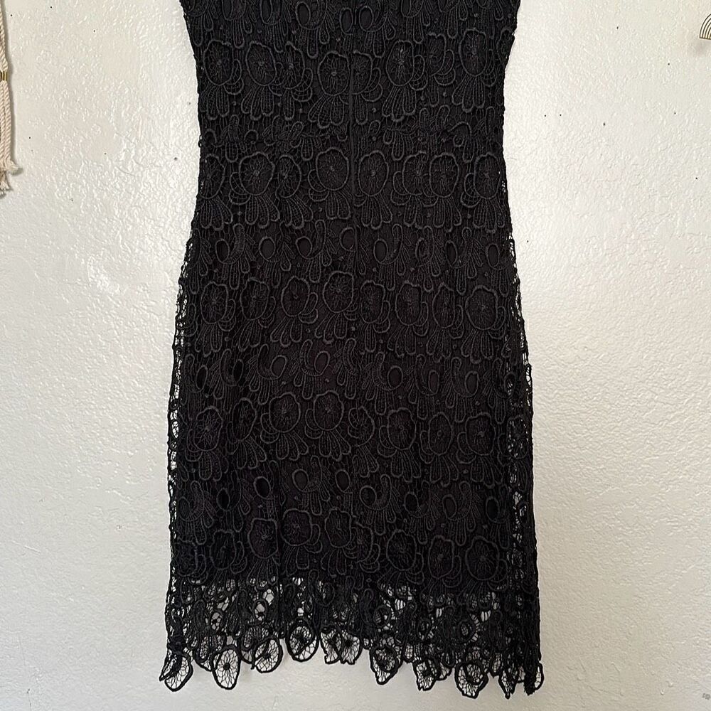 BB Dakota Size 2 Black Crochet Lace fitted dress - Picture 5 of 6